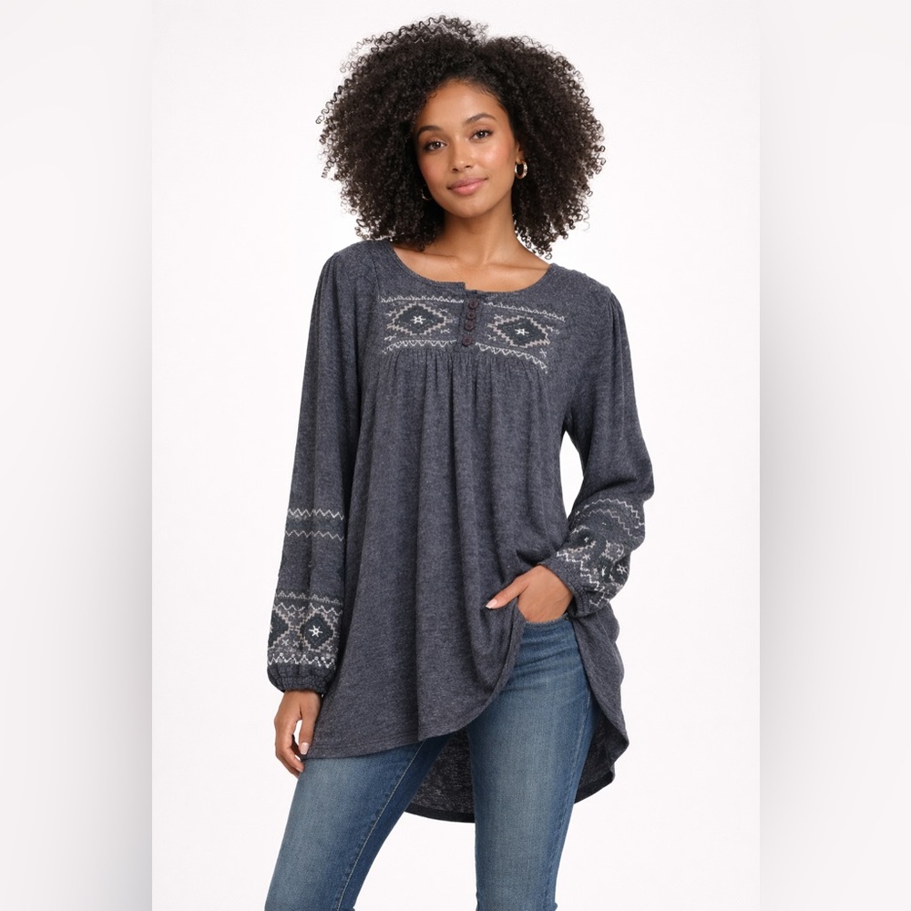 Illa Illa Boho Embroidered Hi-Low Babydoll Tunic Cozy Oversized S